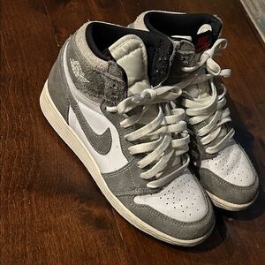 Nike Women's Gray and White High-Top Sneakers